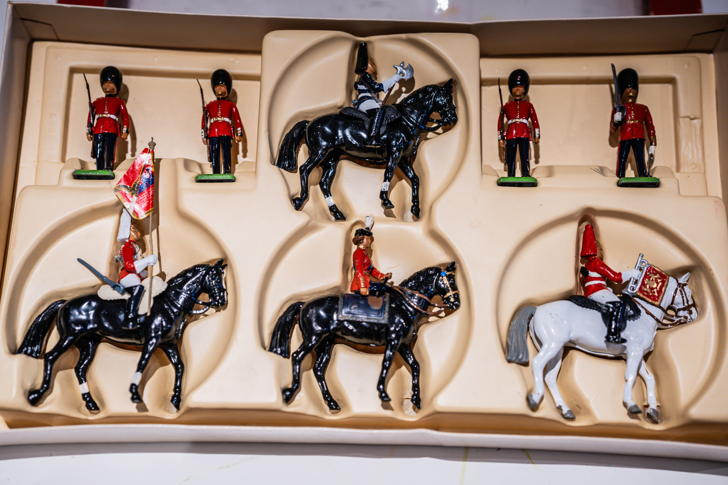Britains Metal Models Hand Painted Boxed Set of 8 Figures, 1986