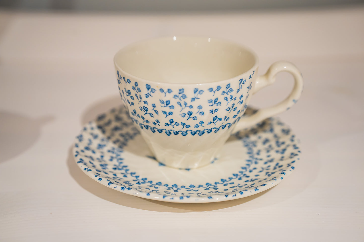 Royal Victoria Rose Bouquet Tea Cup and Saucer set