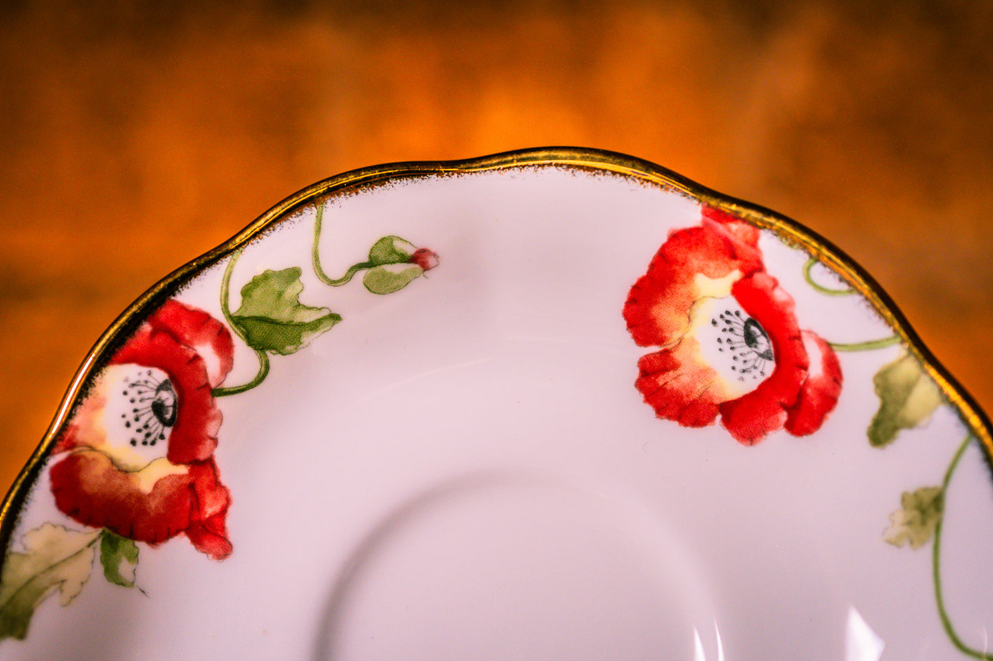 Royal Albert - 100 Years 1970s Poppy, Tea Trio (Cup, Saucer & Plate Set)