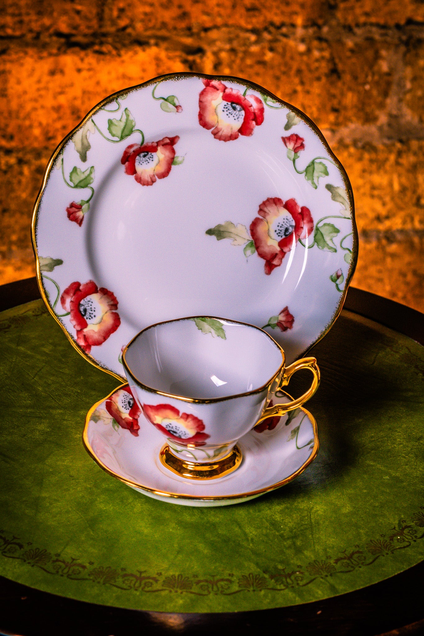Royal Albert - 100 Years 1970s Poppy, Tea Trio (Cup, Saucer & Plate Set)