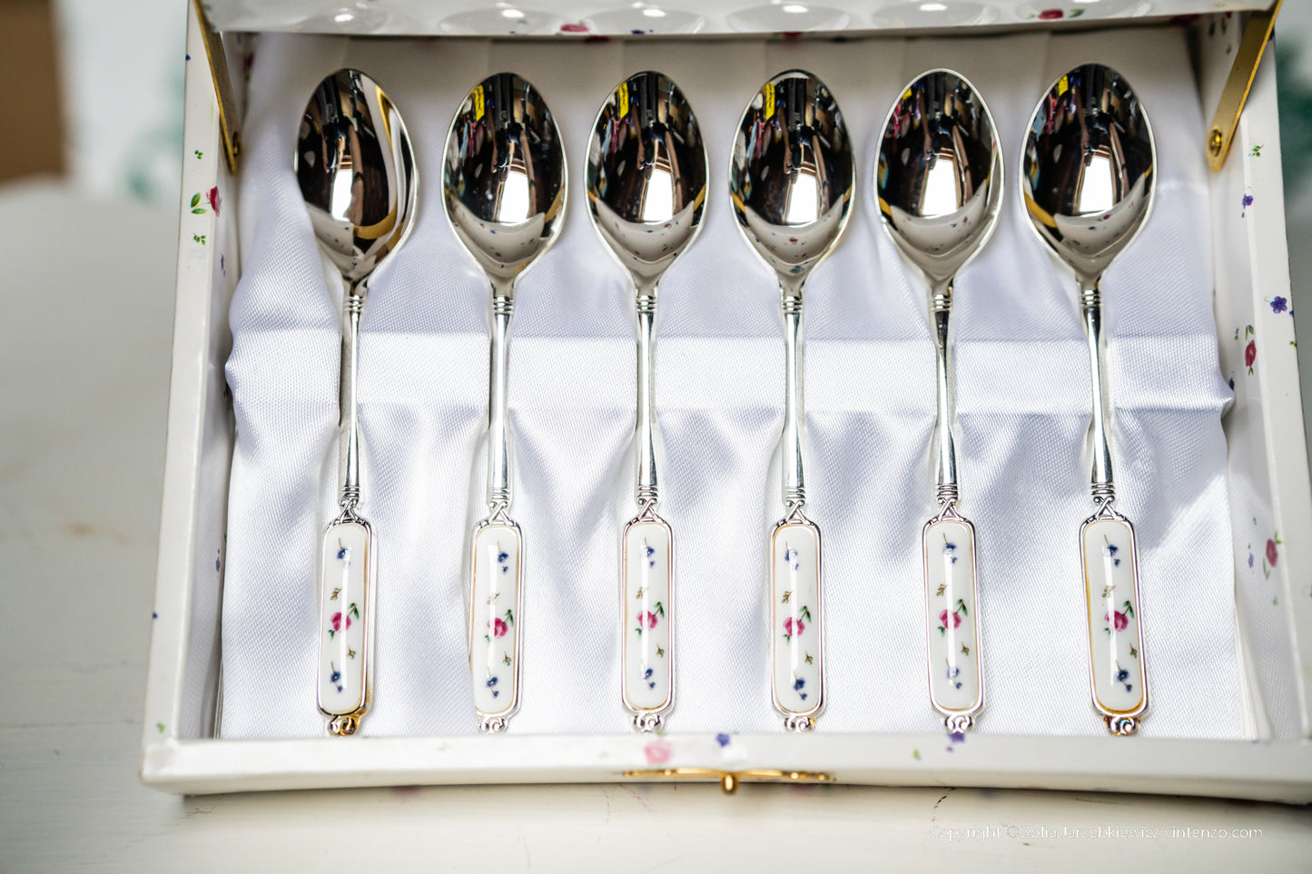 Vintage Set of Rondeau Tea Spoons