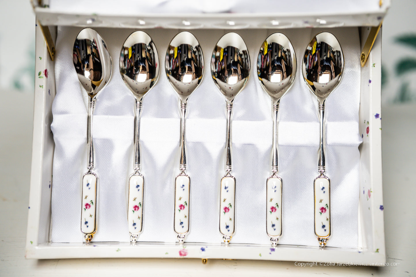 Vintage Set of Rondeau Tea Spoons