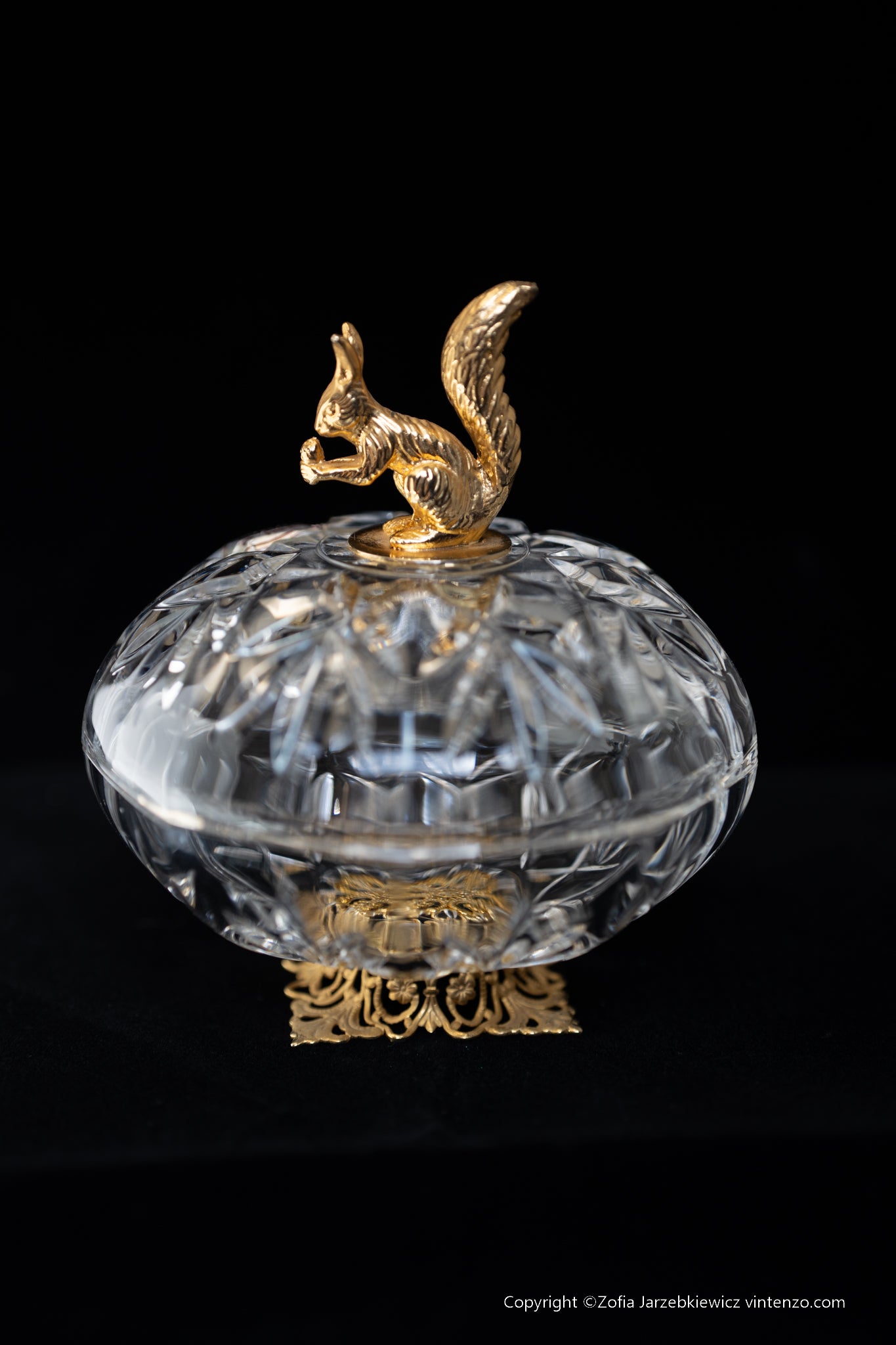 Killarney Crystal Trinket Box with Squirrel