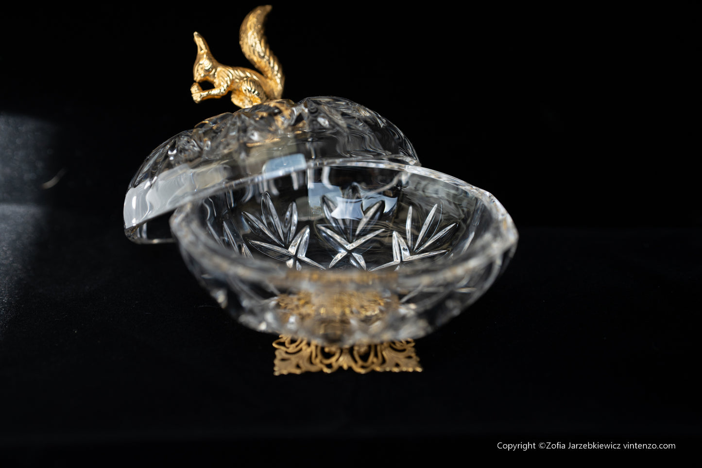 Killarney Crystal Trinket Box with Squirrel