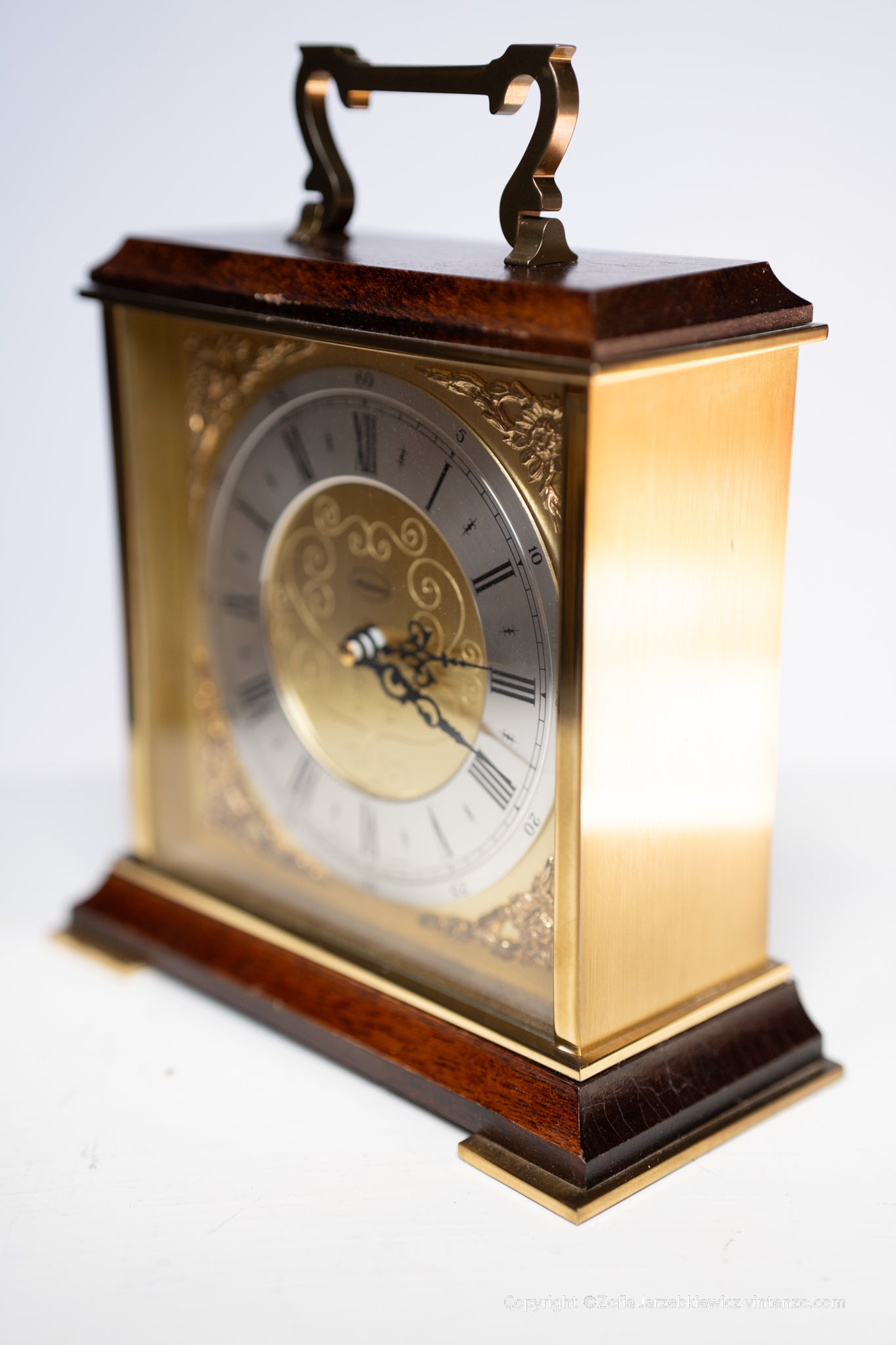 Metamec Battery Operated Quartz Mantle Clock