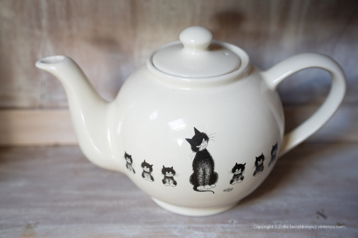 Dubout Cat Teapot and Two Teacups Set, Cat Lovers