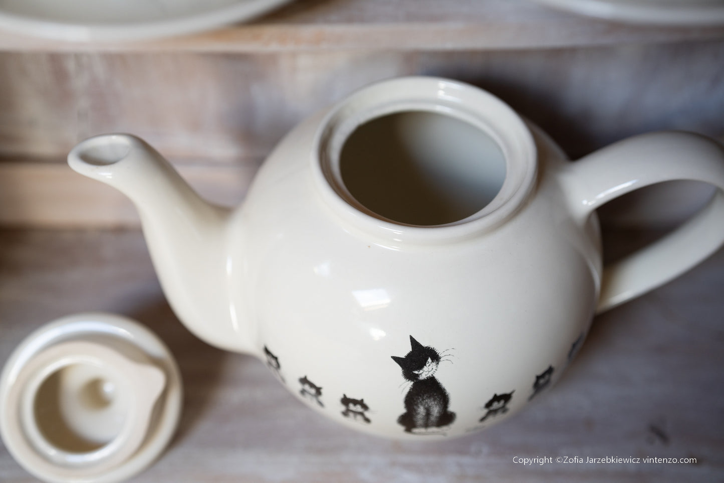 Dubout Cat Teapot and Two Teacups Set, Cat Lovers