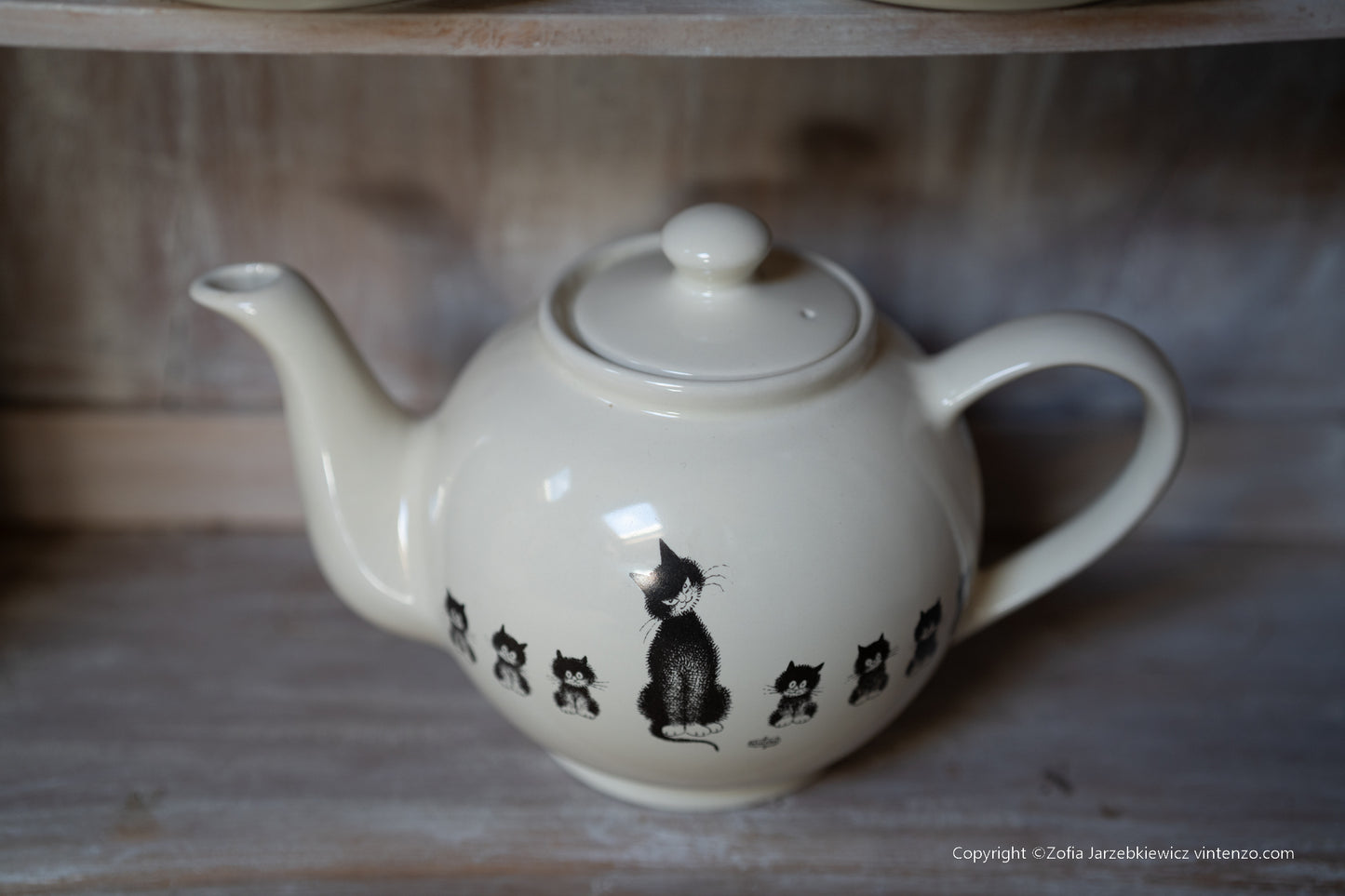 Dubout Cat Teapot and Two Teacups Set, Cat Lovers