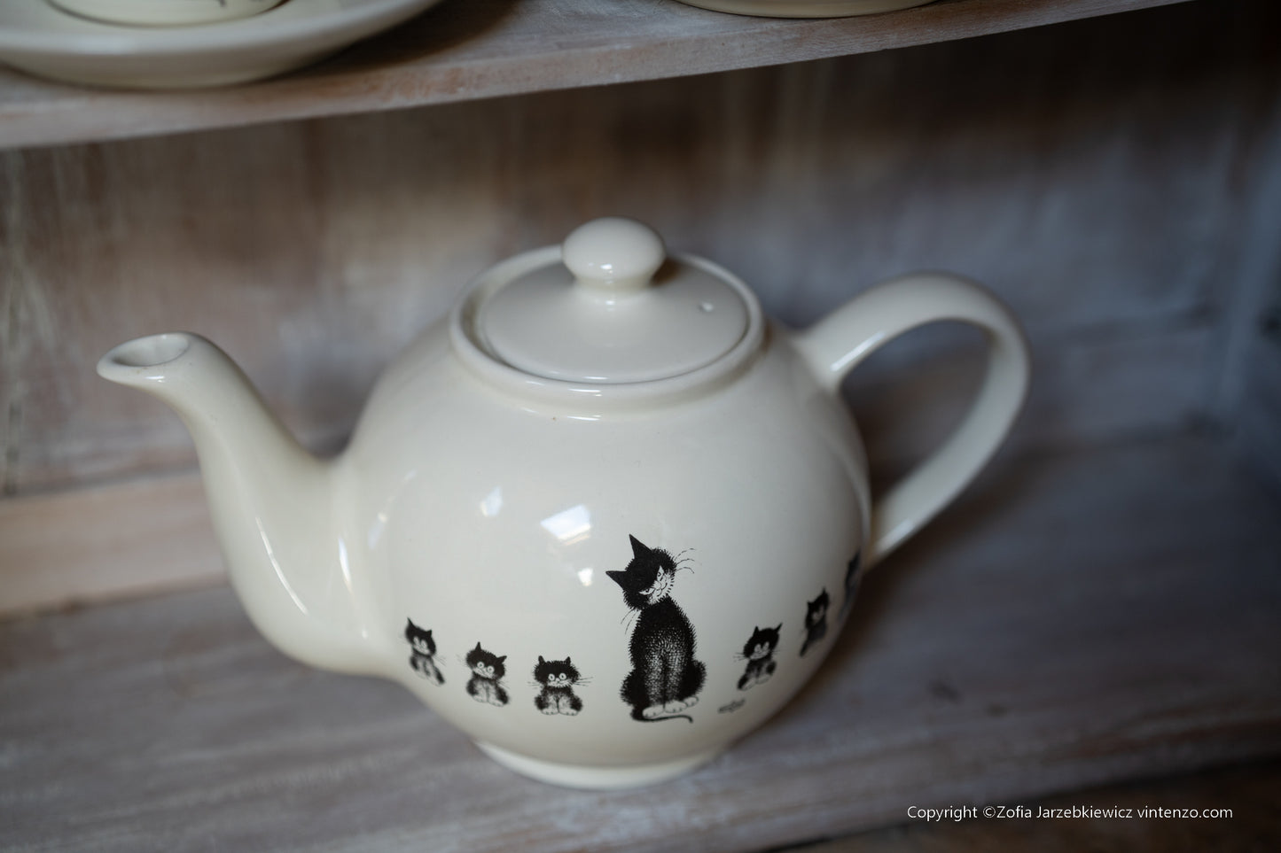 Dubout Cat Teapot and Two Teacups Set, Cat Lovers