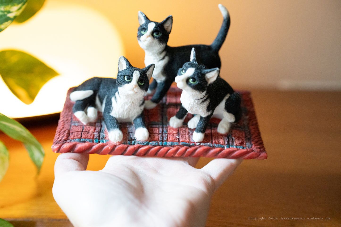 Leonardo Collection ‘Cats Waiting Patiently’ (1999) Figurine