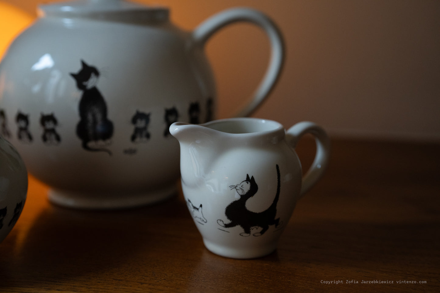 Dubout Cats Teapot, Creamer and Sugar bowl