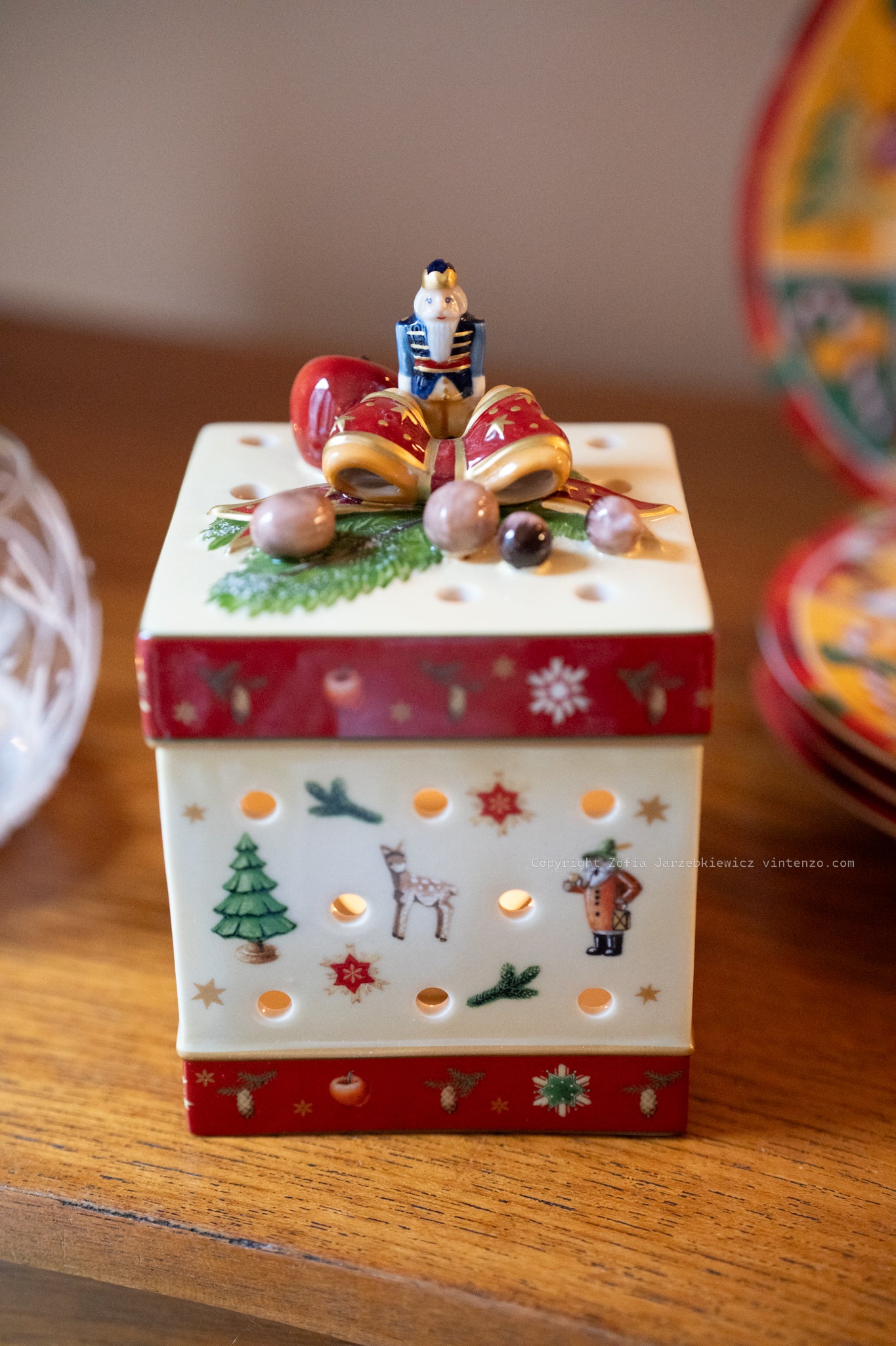 Villeroy and Boch Christmas Toys Tea Light Holder