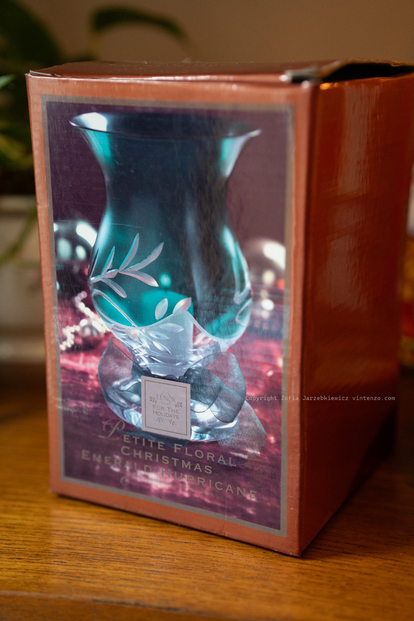 Lenox Petite Floral Christmas Emerald Hurricane Lamp