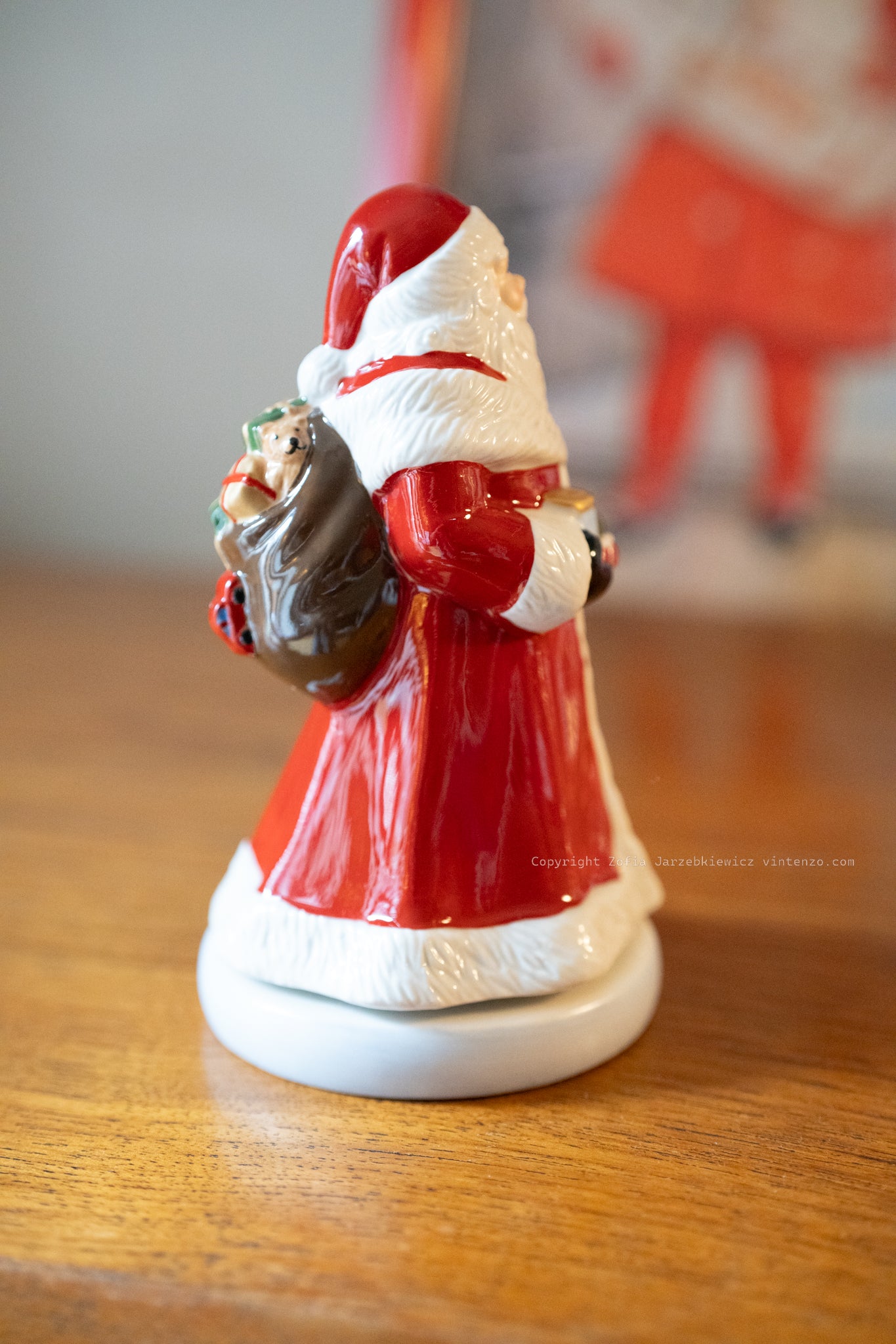 Villeroy and Boch Musical Santa Claus is Coming to Town