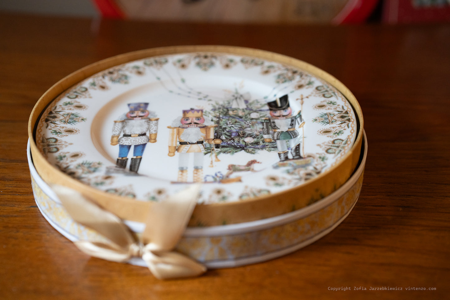 Golden Nutcracker Set of 2 Dessert Plates