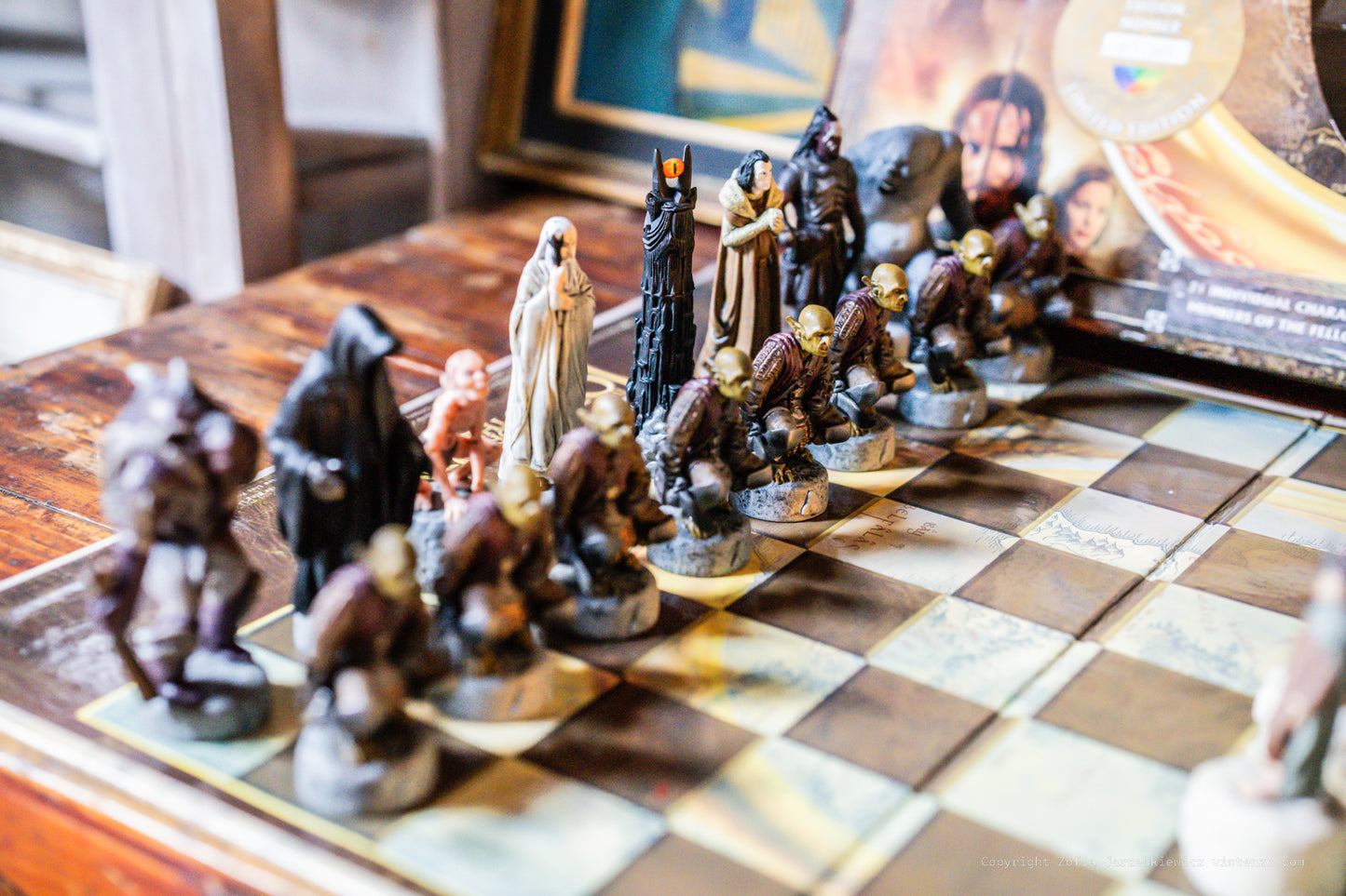 The Lord of The Rings Trilogy Edition Chess Set