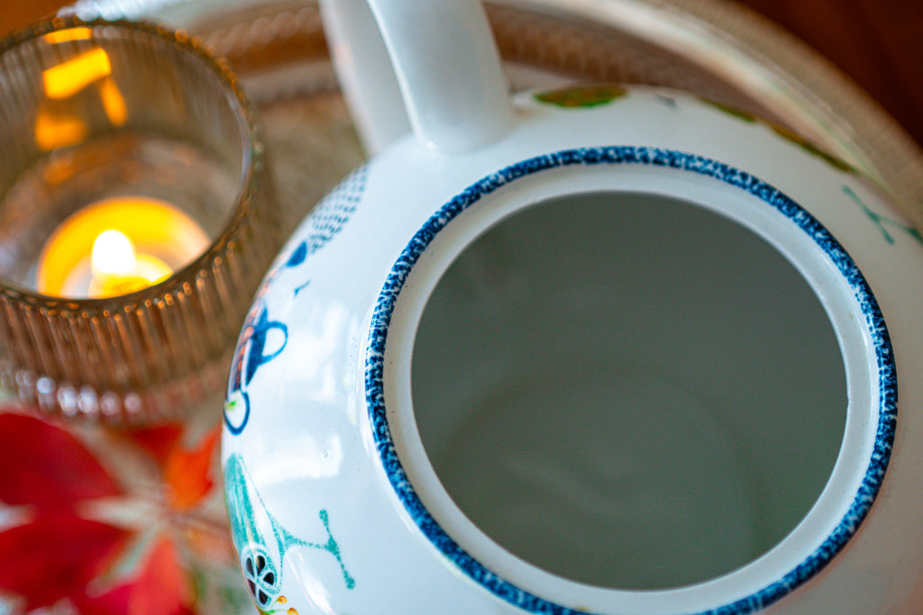 Wood And Sons Holly Cottage TeaPot