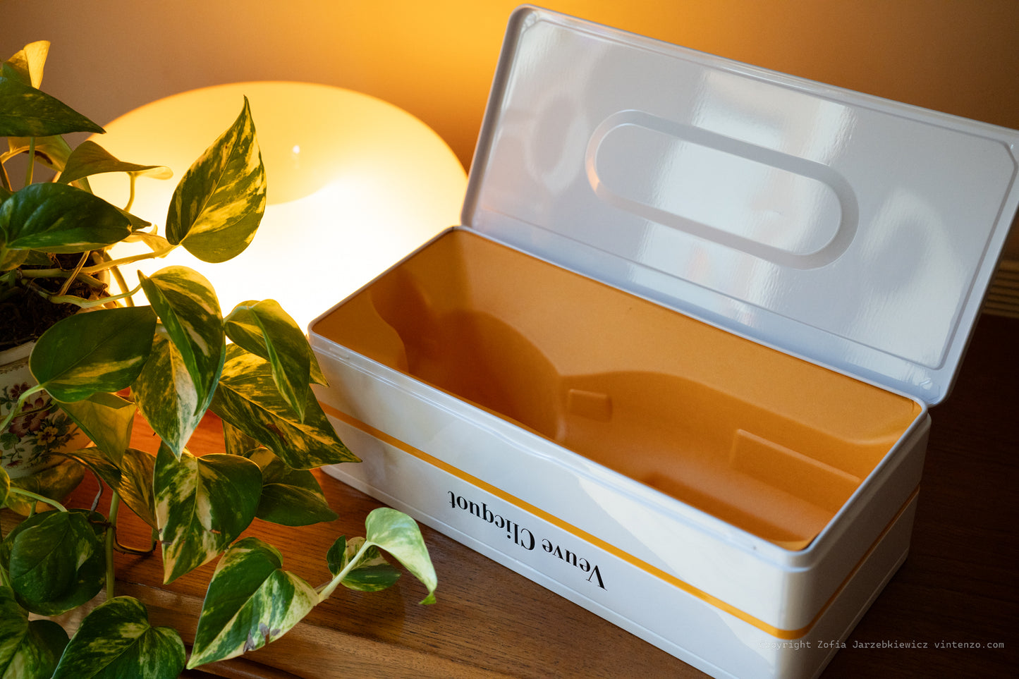 Veuve Clicquot Cassette Box Champagne Bottle Holder 1772 Retro Limited Edition