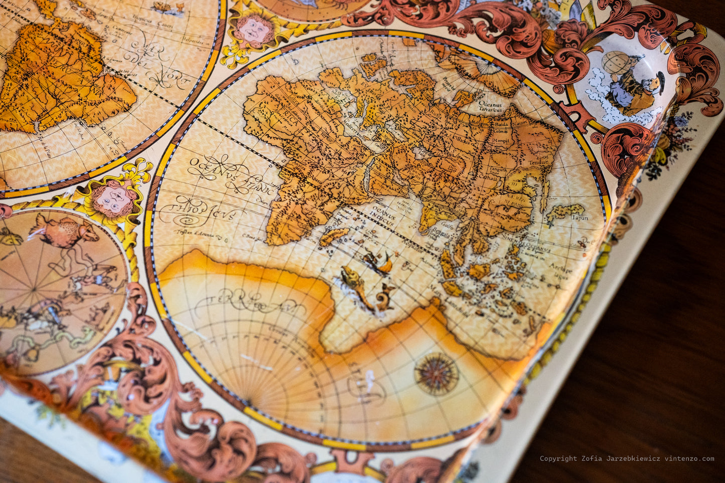 Old World Map Tray