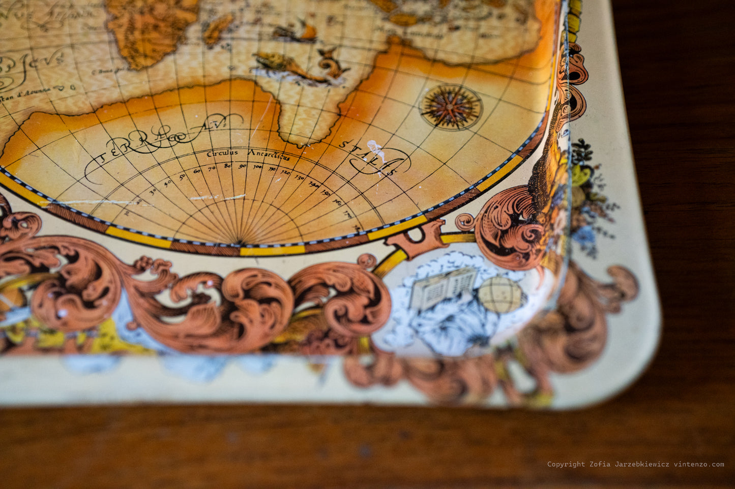 Old World Map Tray