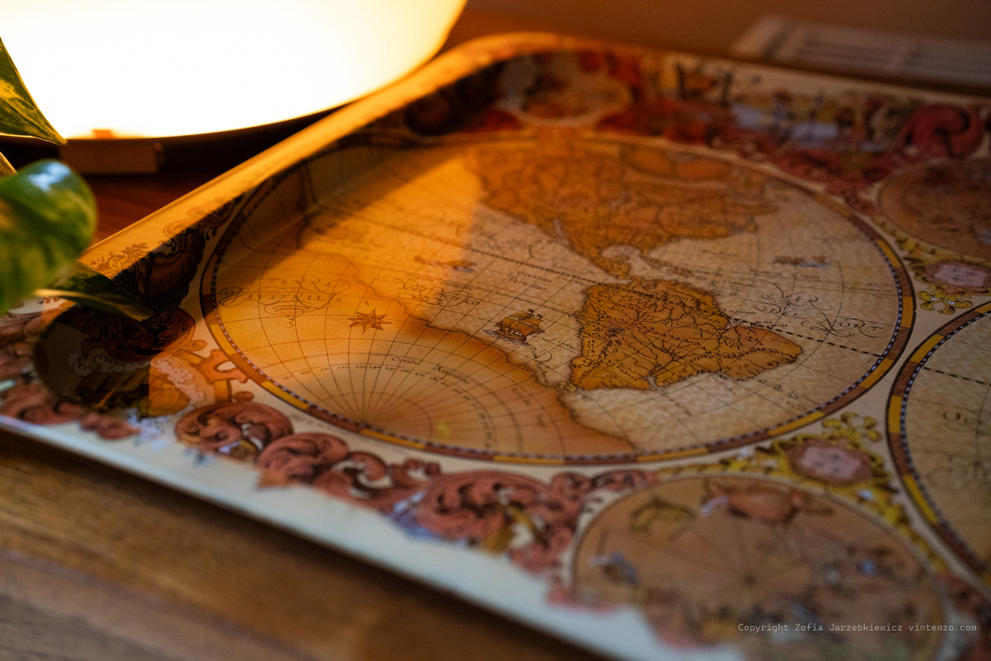 Old World Map Tray