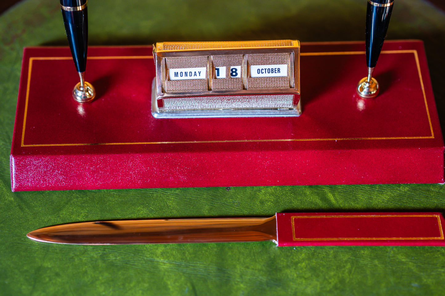 Fred Rees Vintage Leather Perpetual Calendar Set – Burgundy Red Leather Base with Gold-Tone Accents