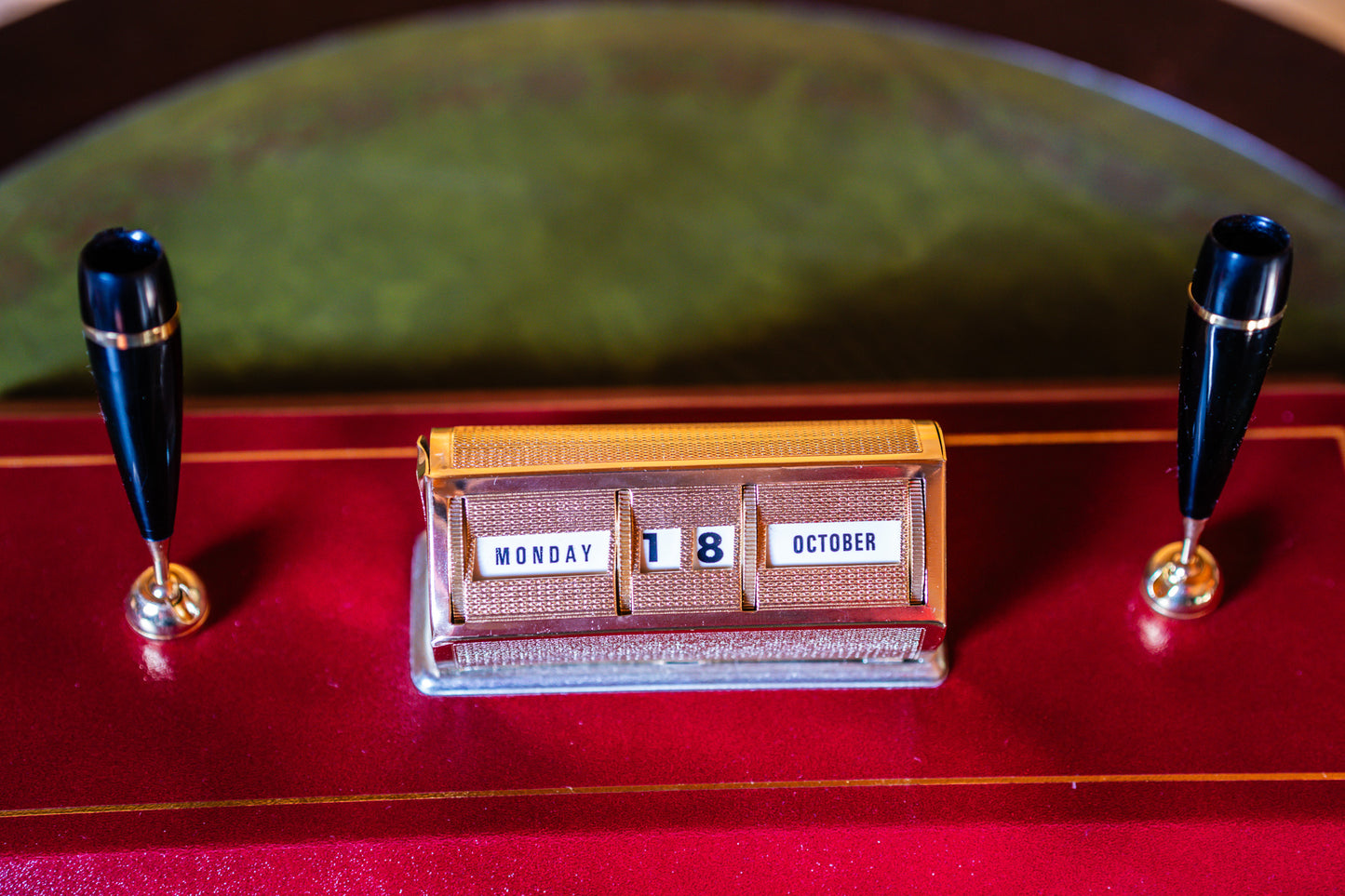 Fred Rees Vintage Leather Perpetual Calendar Set – Burgundy Red Leather Base with Gold-Tone Accents