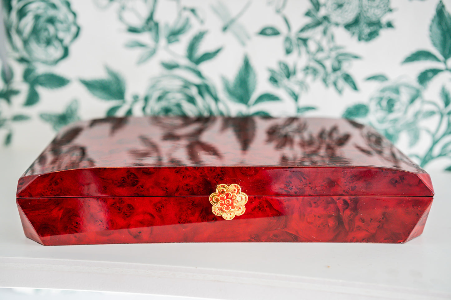 Large Vintage Lacquered Wooden Jewellery Box in Red Roses Pattern