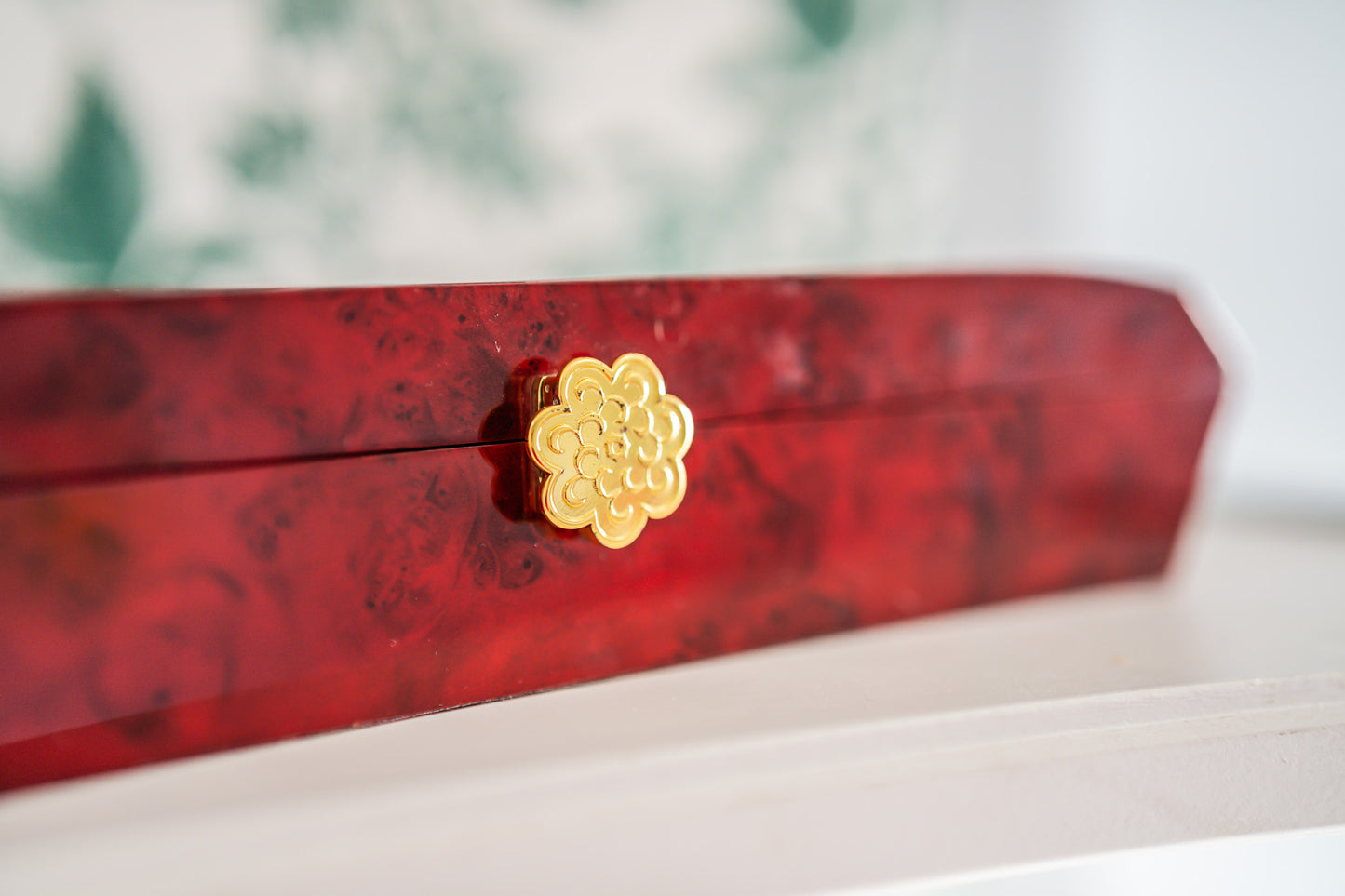 Large Vintage Lacquered Wooden Jewellery Box in Red Roses Pattern