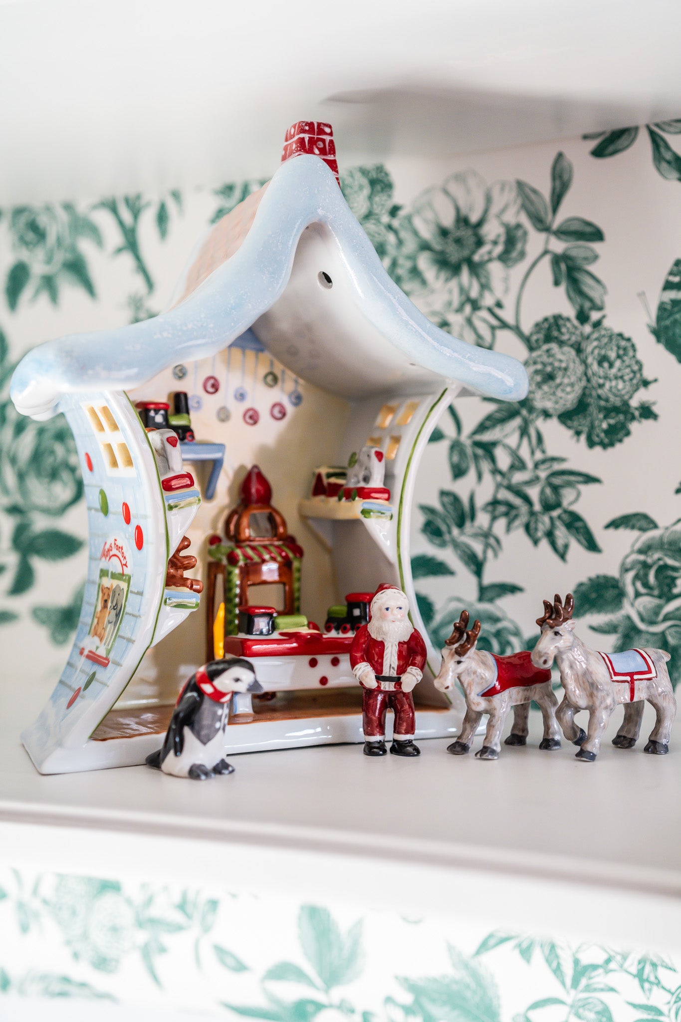 Villeroy & Boch Santa's Nordpol Toys Factory