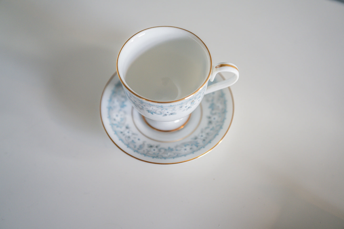 Four Coffee Espresso Cups with Saucers Including Progression, Royal Worcester, RC Ireland and Royal Worcester England