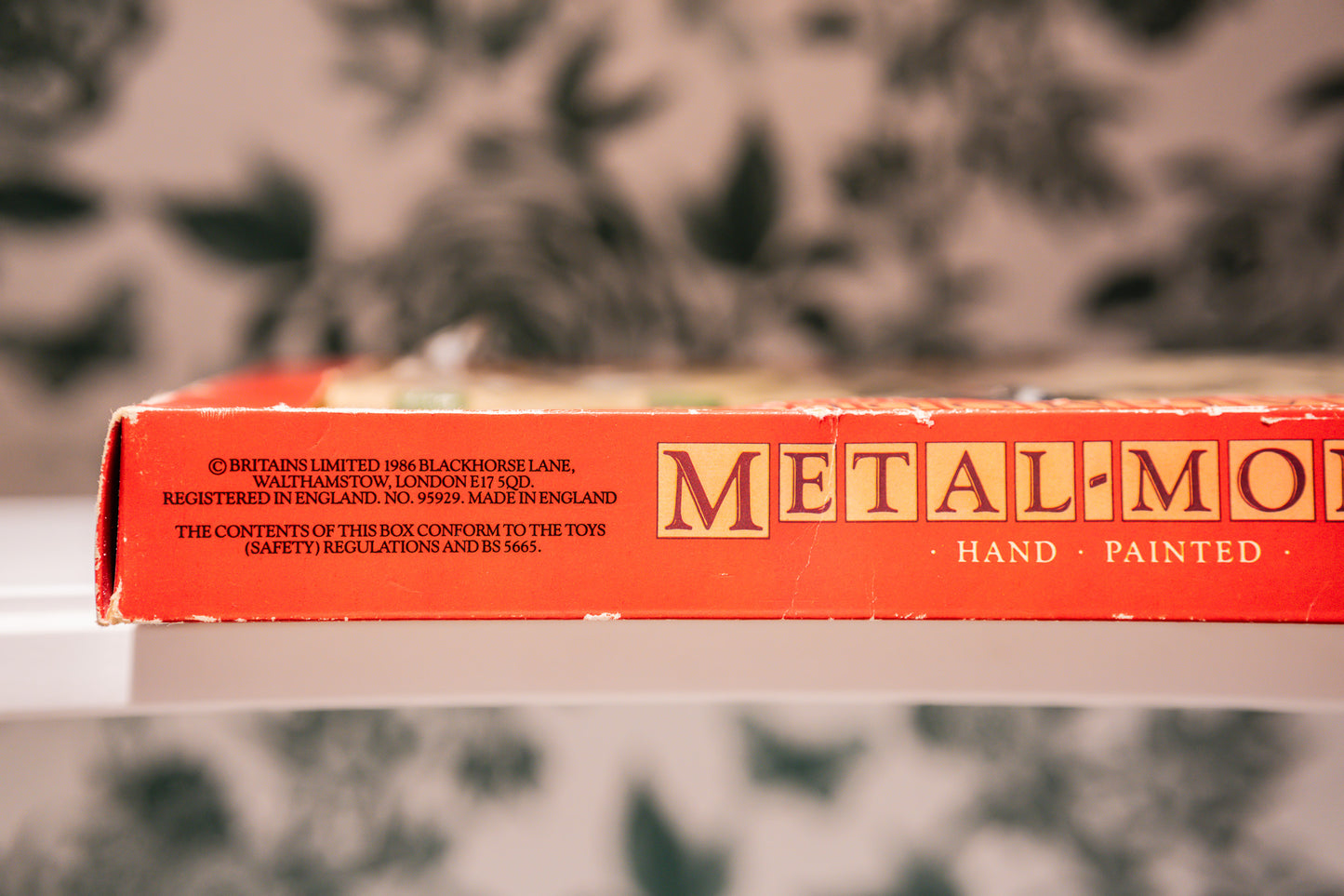Britains Metal Models Hand Painted Boxed Set of 8 Figures, 1986
