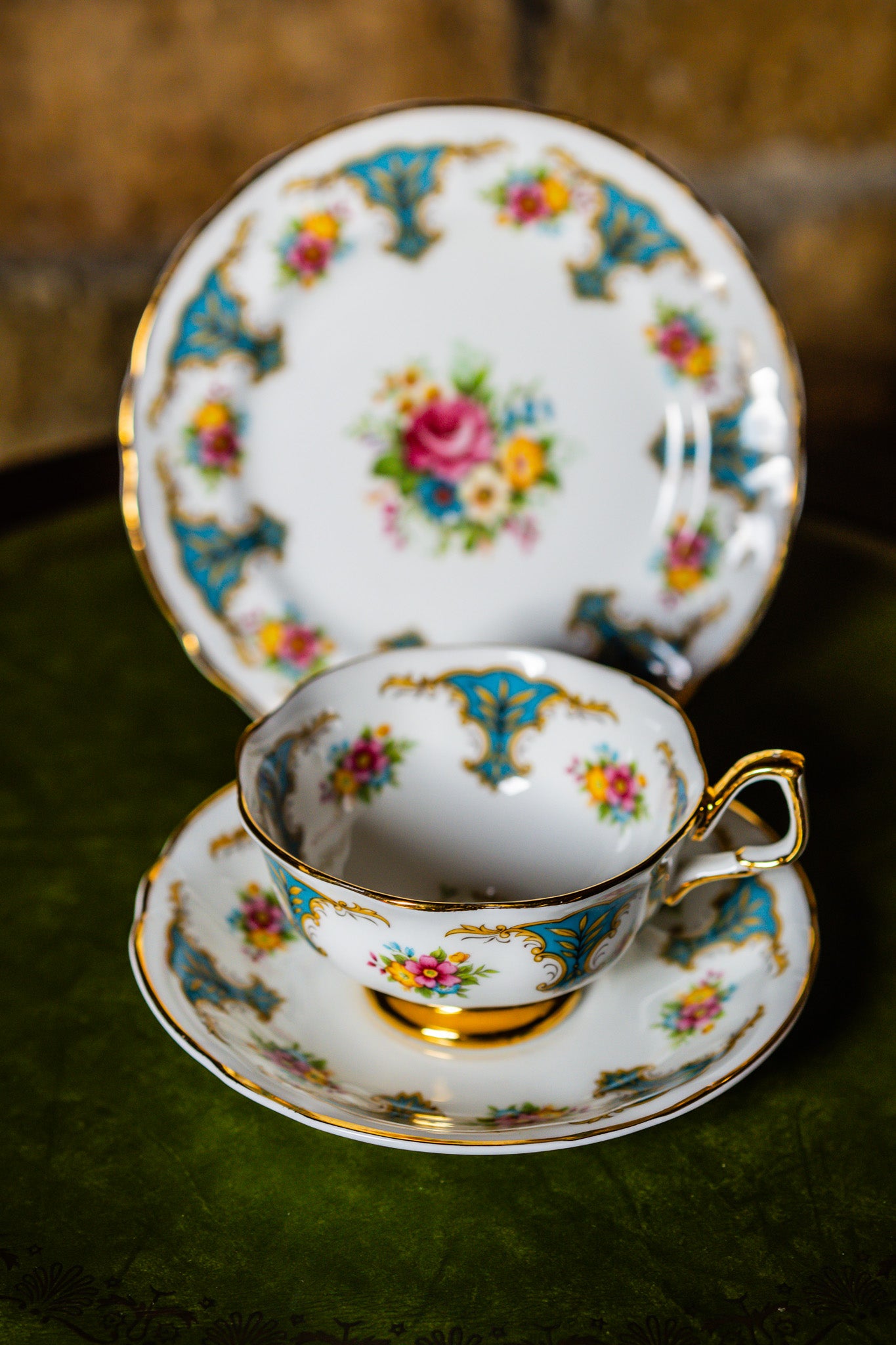 Arklow Irish Green Clover Trio Set – Teacup, Saucer, and Plate