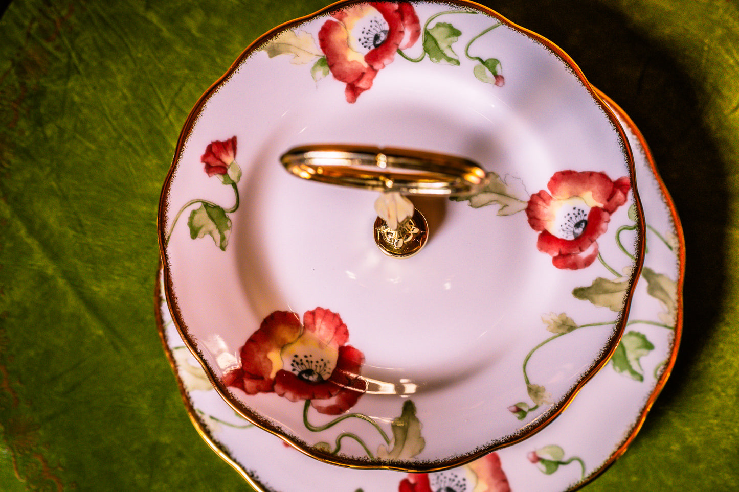 Royal Albert - 100 Years 1970s Poppy Two Tier Cake Stand