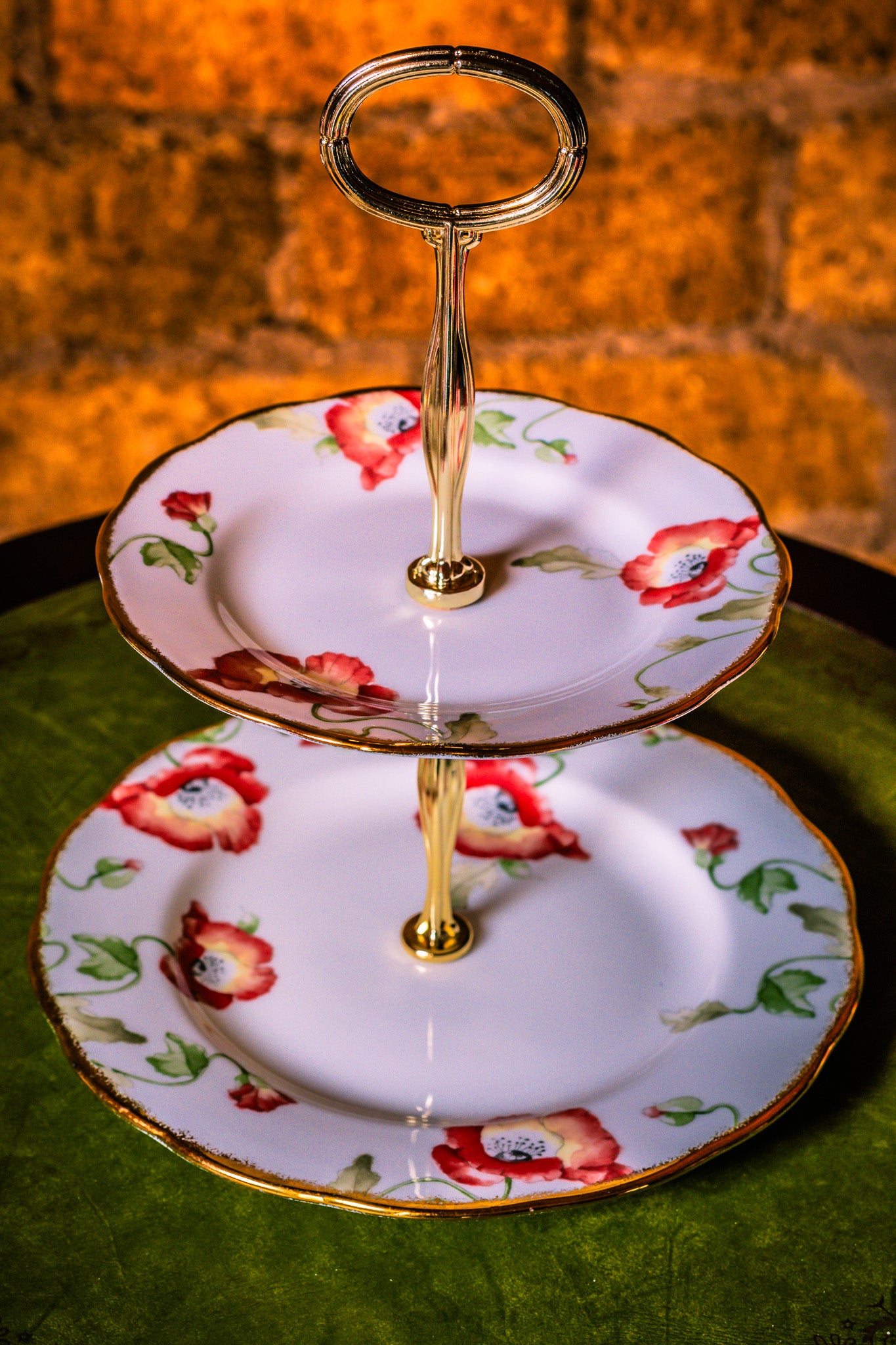 Royal Albert - 100 Years 1970s Poppy Two Tier Cake Stand