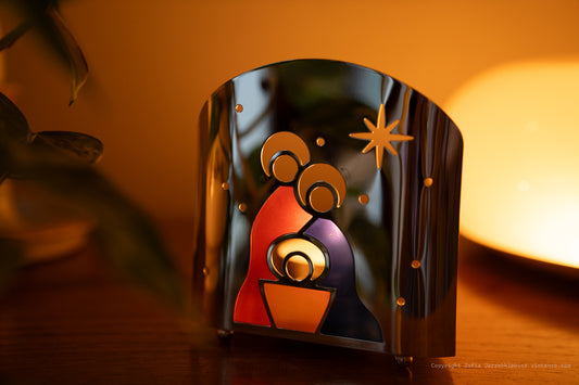 Newbridge Nativity Scene Tealight Candle Holder in Box