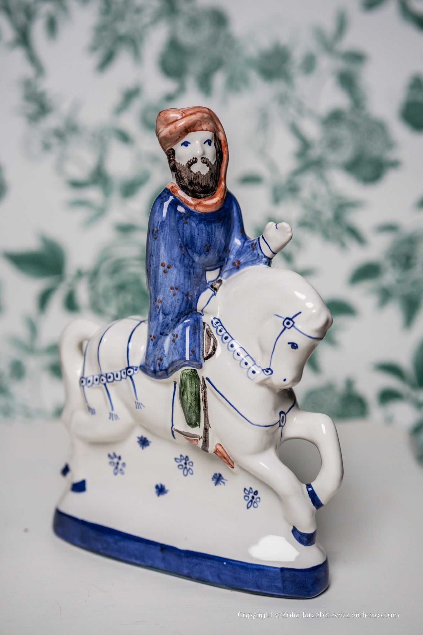 Vintage Rye Pottery The Knight Canterbury Tales