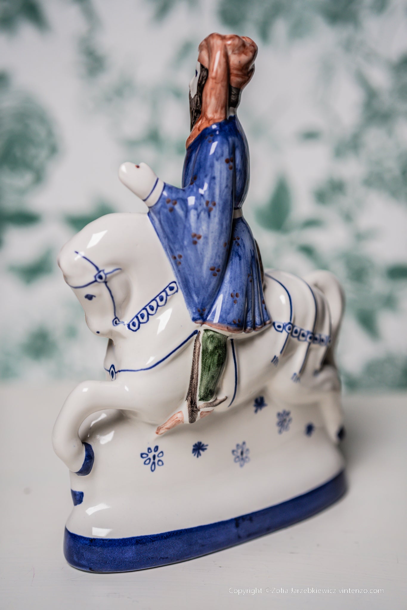 Vintage Rye Pottery The Knight Canterbury Tales