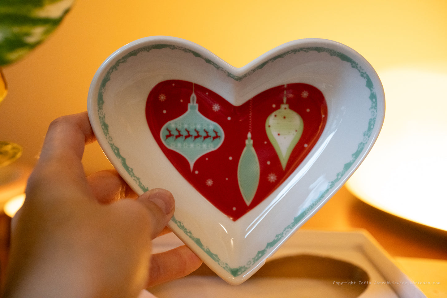 Aynsley Let It Snow Small Heart Dish