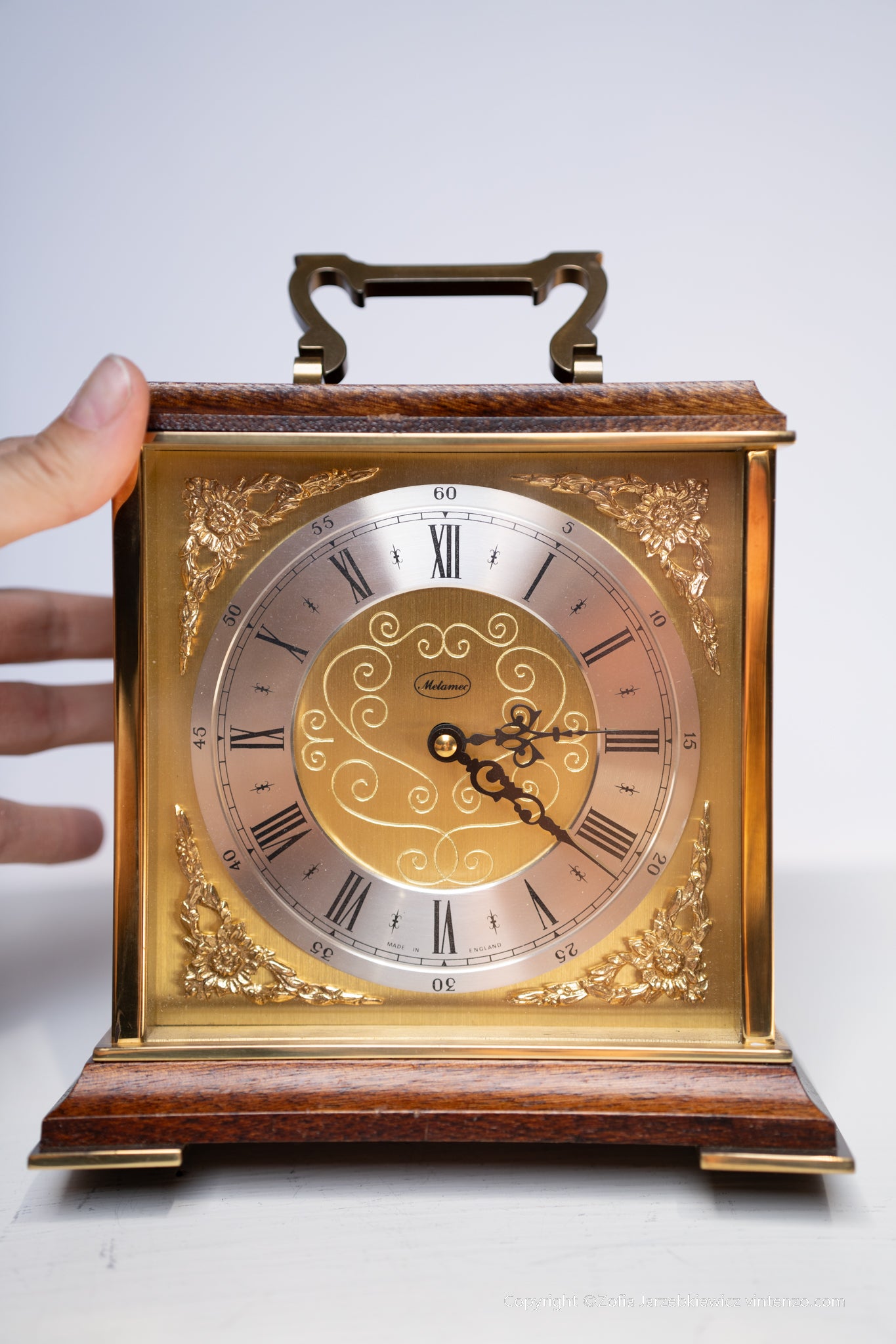 Metamec Battery Operated Quartz Mantle Clock