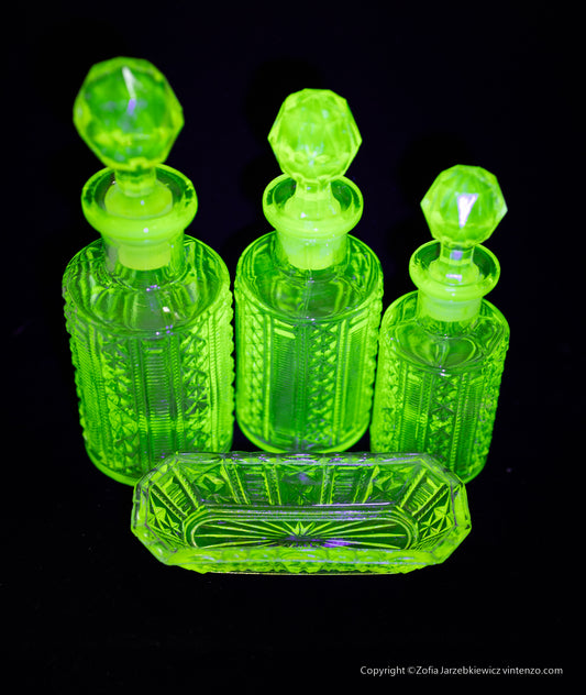Uranium Glass Toiletry Set