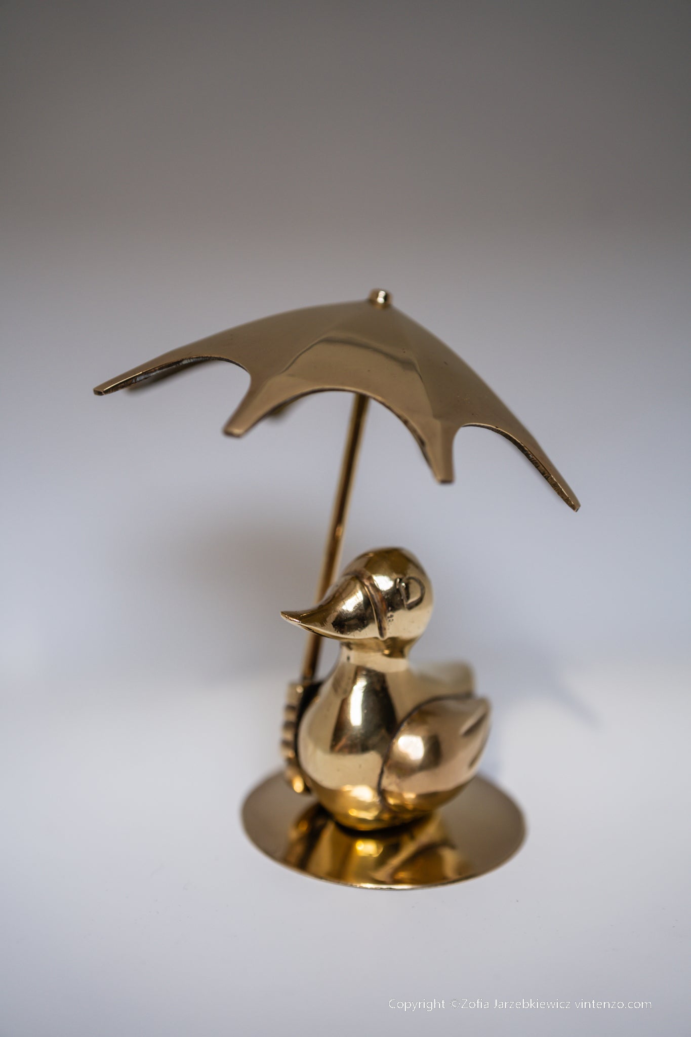 Vintage brass duck figurine with umbrella, Collectible Retro Figurine