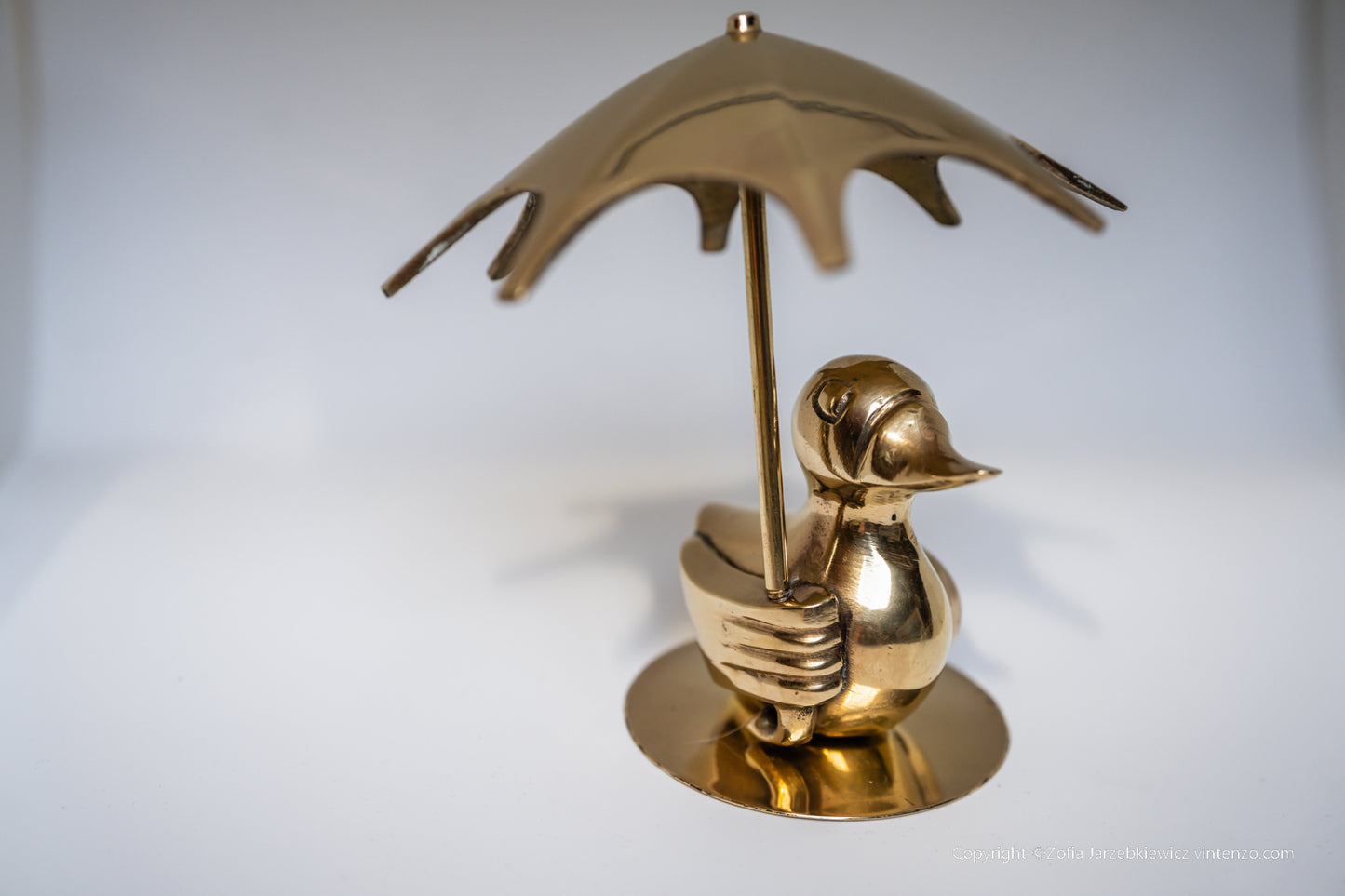Vintage brass duck figurine with umbrella, Collectible Retro Figurine