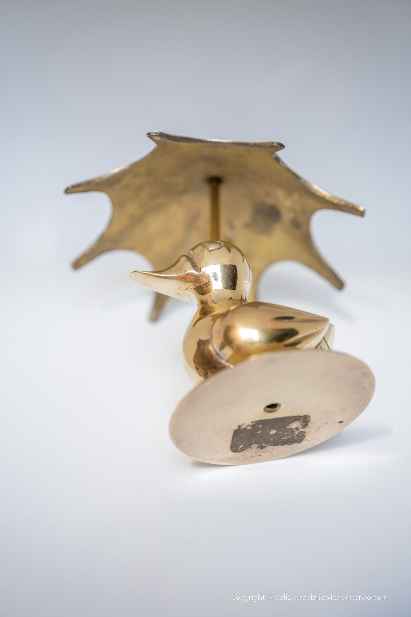 Vintage brass duck figurine with umbrella, Collectible Retro Figurine