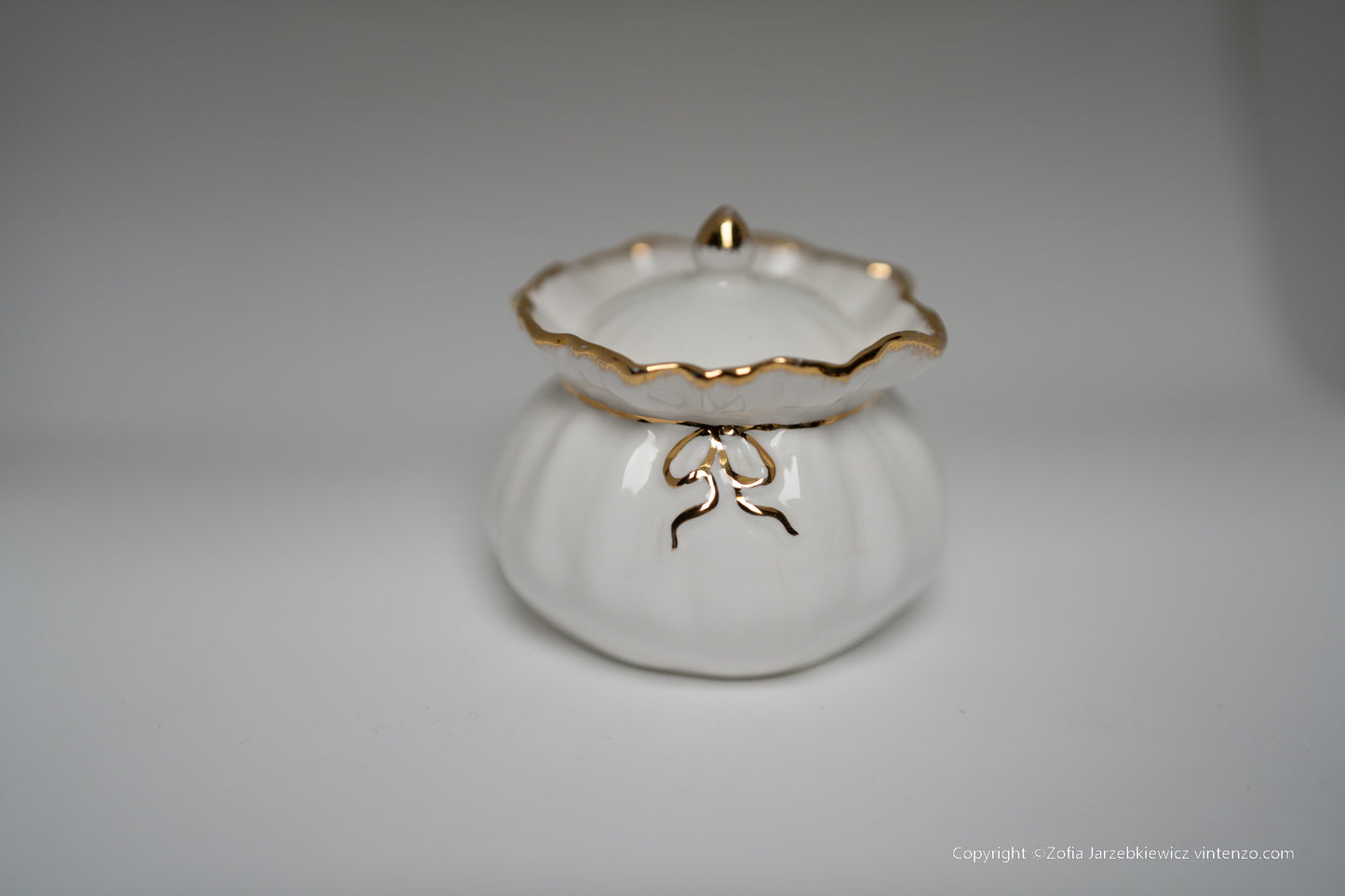 Royal Albert Lided Bone China Mini Bowl