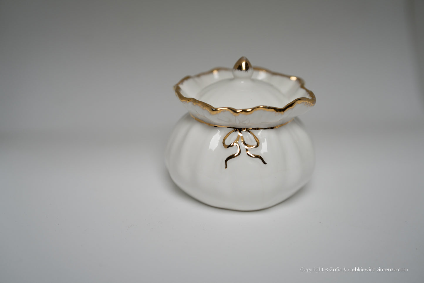 Royal Albert Lided Bone China Mini Bowl