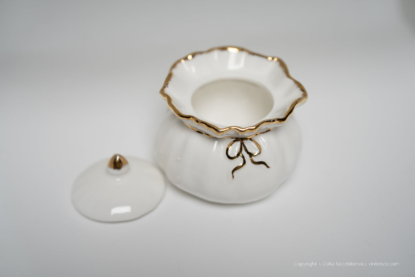 Royal Albert Lided Bone China Mini Bowl
