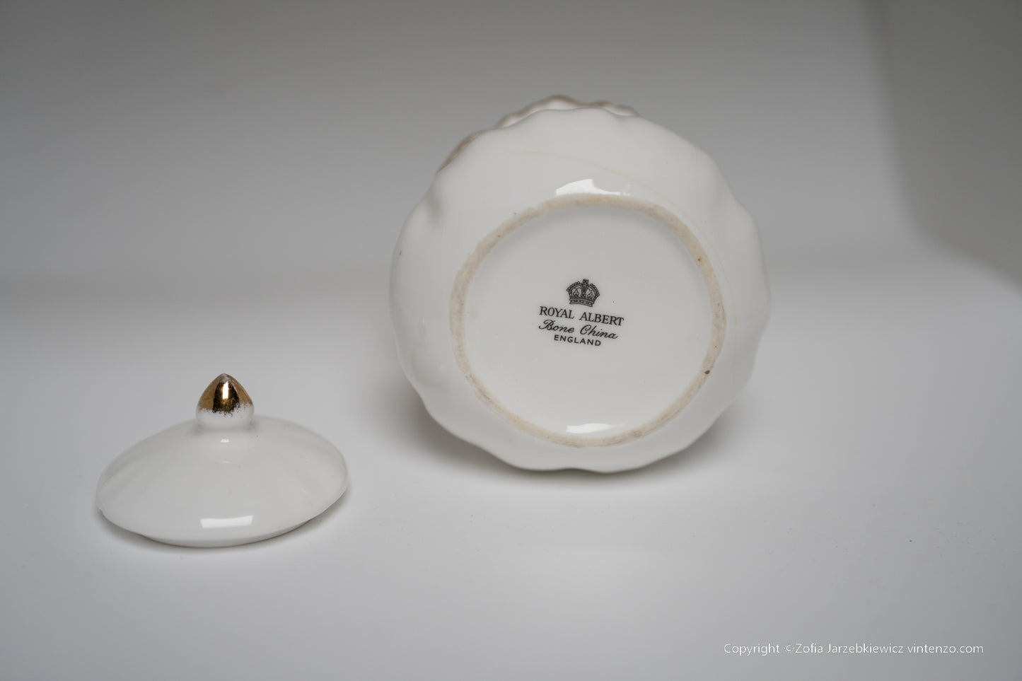 Royal Albert Lided Bone China Mini Bowl