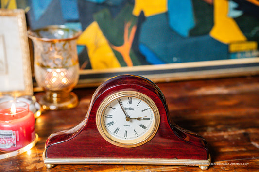 Acctim Quartz Movement Wood Mantle Desk/Shelf Clock