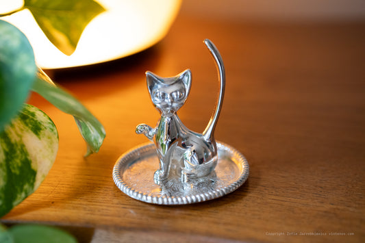 Small Silver Plated Cat Ring Holder